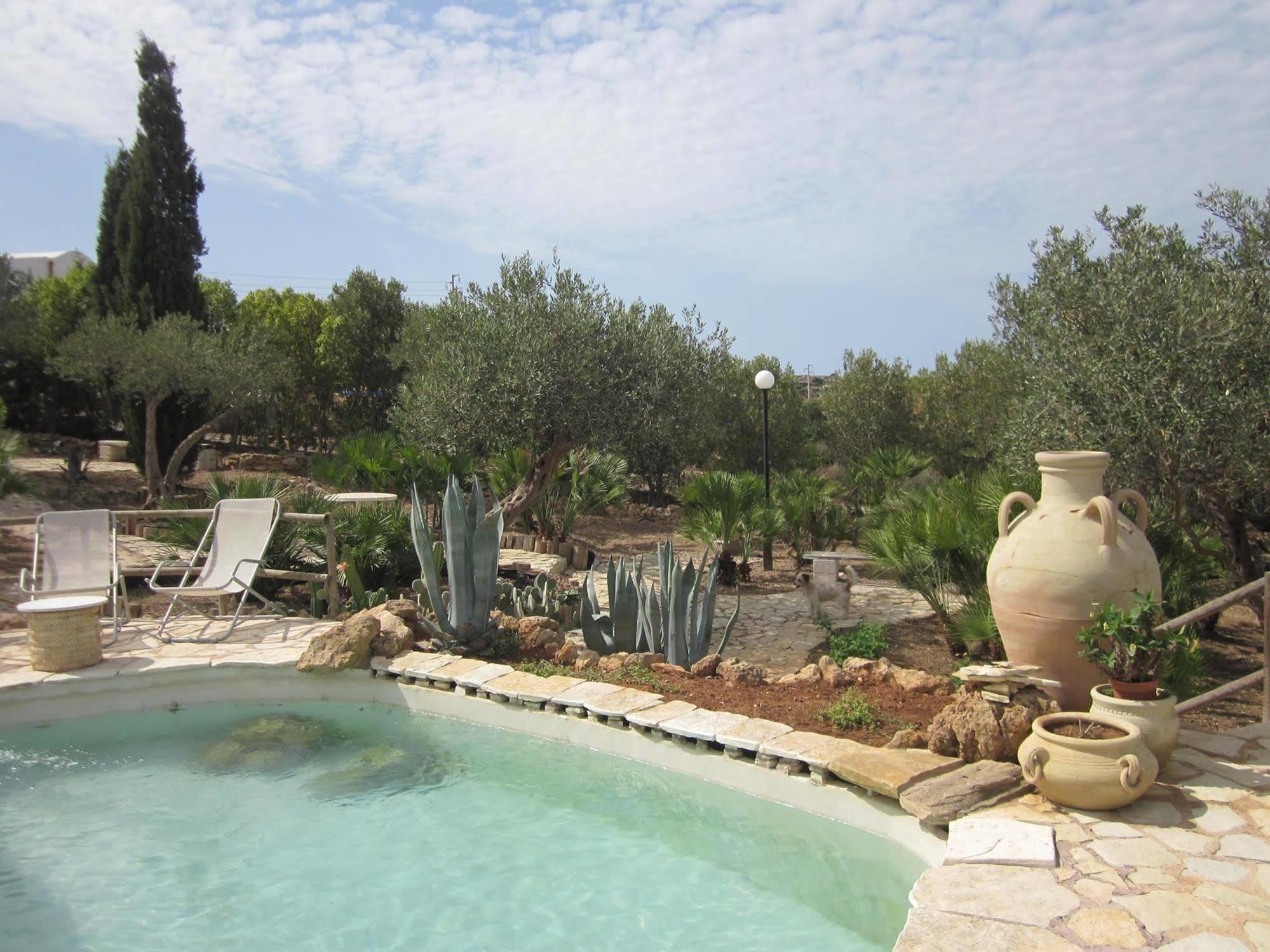 Casale Alma Bed & Breakfast Marsala Exterior photo